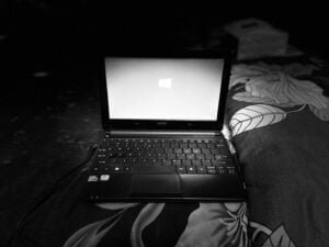 Acer Aspire Windows 10 Review Padhkedekho.PNG