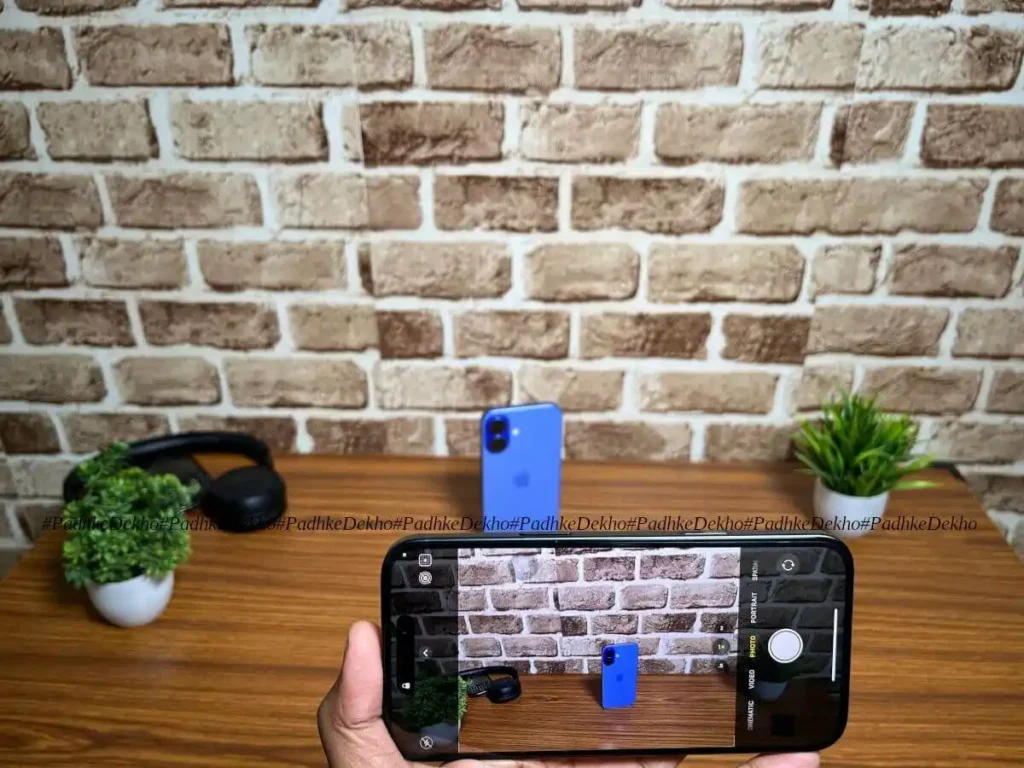 16 vs 16 plus camera comparison