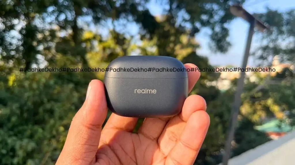 Realme t310 build quality